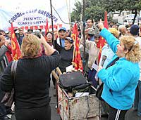 Protesta de trabajadores estatales despedidos