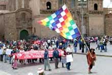 Marcha de la población del Cusco