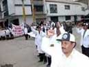 Mítin de los médicos del Ministerio de Salud en Huancavelica