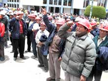 Protesta de mineros artesanales de Ananea (Puno)