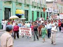 Protestas en Mollendo contra entrega del agua del río Tambo a Moquegua)
