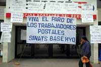 Huelga de trabajadores postales en Huancayo
