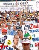 Demonstration in Lima für den freien Austritt aus den privaten Pensionsfonds