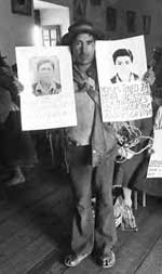 Angehöriger eines zwangsweise Verschwundenen in Ayacucho 1985