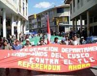 Protestdemonstation gegen das Freihandelsabkommen mit den USA in Cusco