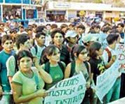 Protestierende Studenten in Huancayo