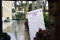 Besetzung der FAkultär für Medizin der Universität San Marcos in Lima
