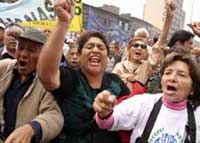 Demonstration von Pensionären in Lima