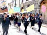 Demonstration pensionierter Lehrer in Ayacucho