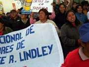 Proteste der Arbeiter von Inca Cola in Jauja