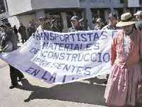 Streik der Transportunternehmen in Puno