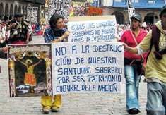 Protestdemonstration gegen den Bergbau in Cusco