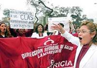 Protestmarsch der Beschäftigten des Gesundheitsministeriums in Lima