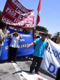 Demonstration von Angestellten des Gesundheitsministeriums in Moquegua