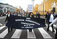 Proteste von Angestellten der staatlichen Krankenhäuser in Trujillo